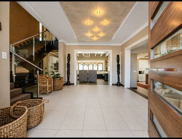 5 BEDROOM HOUSE FOR SALE IN THREE RIVERS EAST